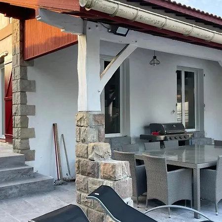 L'annexe De L'etape Basque Pensionat 3*